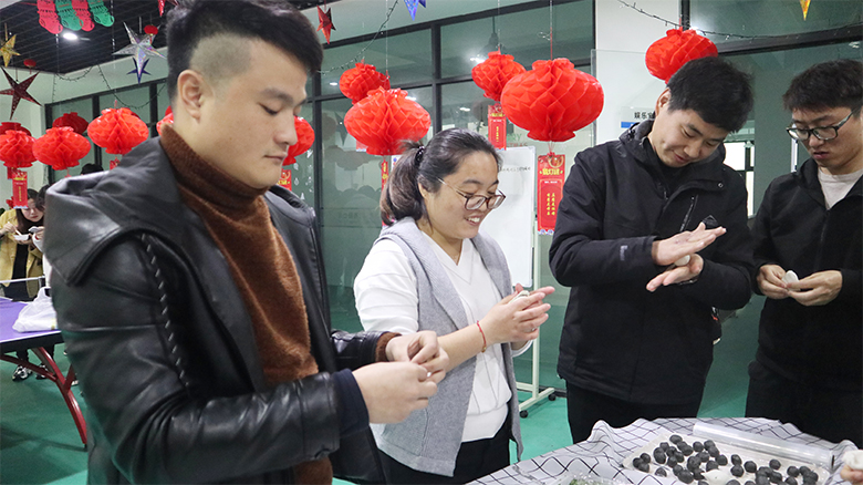 贏好禮，陪你趣味鬧元宵 | 寶開(kāi)舉辦“包湯圓 · 猜燈謎 · 迎元宵”主題活動(dòng)