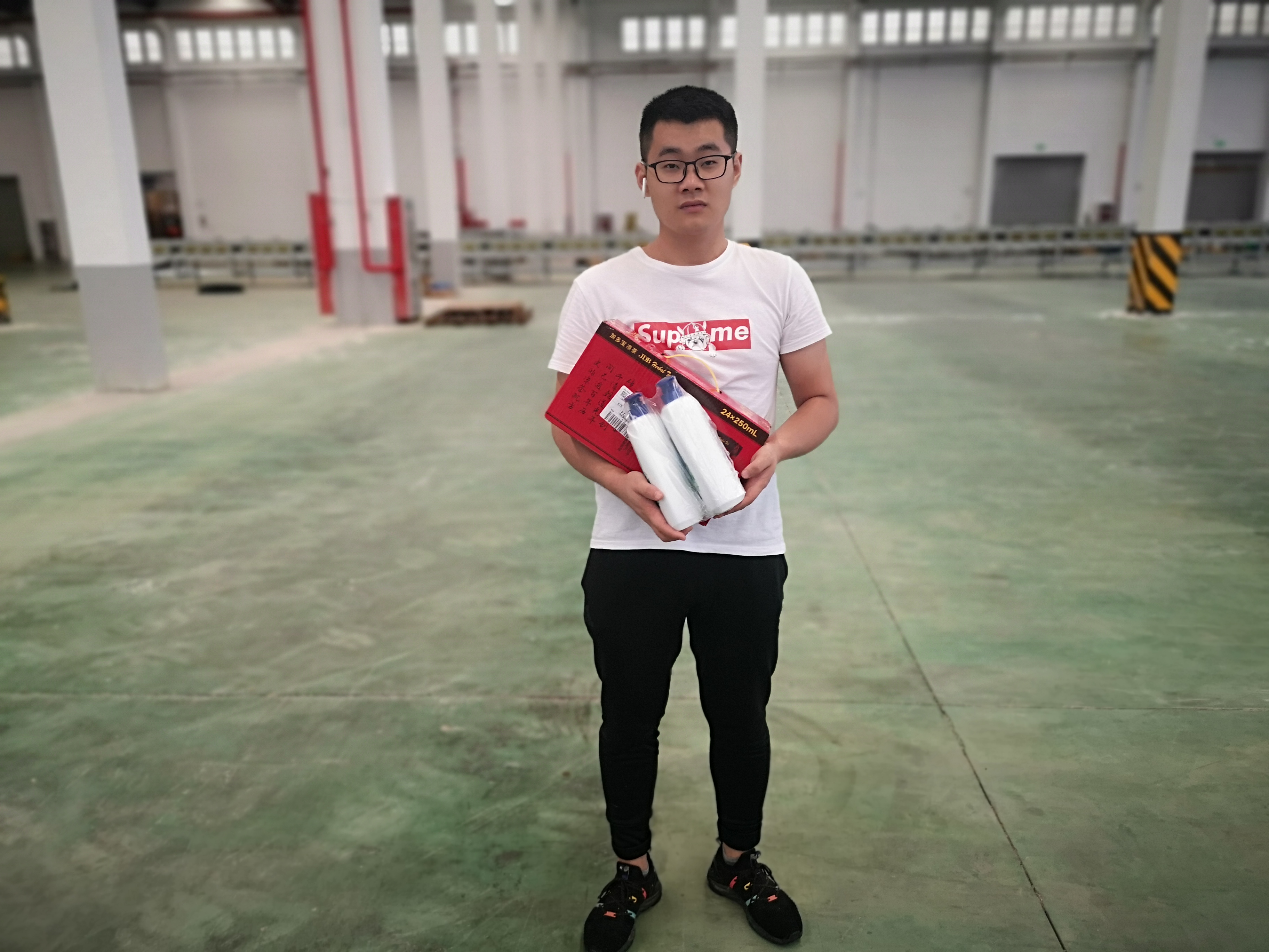 關(guān)愛職工 · 夏送清涼 | 寶開工會赴一線送清涼，致敬高溫下的堅守
