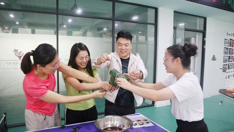 品粽香滋味，繪多彩生活 | 寶開舉辦“包粽子 · 繪彩蛋 · 迎端午”主題活動