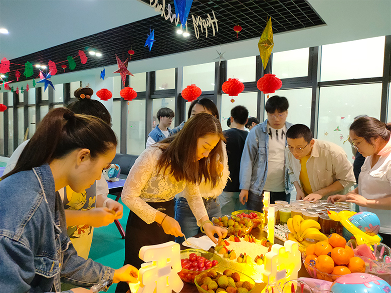 員工集體生日會｜溫馨五月，感恩有你，攜手同行