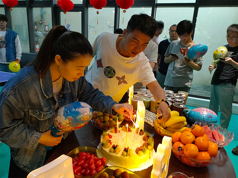 員工集體生日會｜溫馨五月，感恩有你，攜手同行