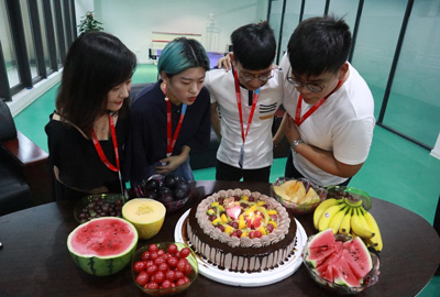 八月未央，歡聚一夏 | 寶開集體生日會(huì)：共享歡樂時(shí)刻